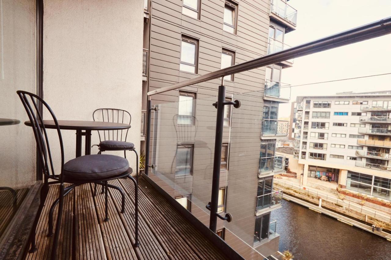 Deluxe City Modern Apt&Free Parking No Balcony Лидс Экстерьер фото